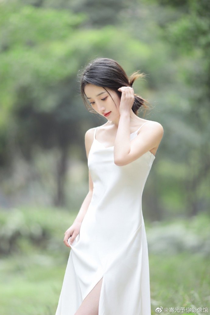 四月是你的谎言 封面